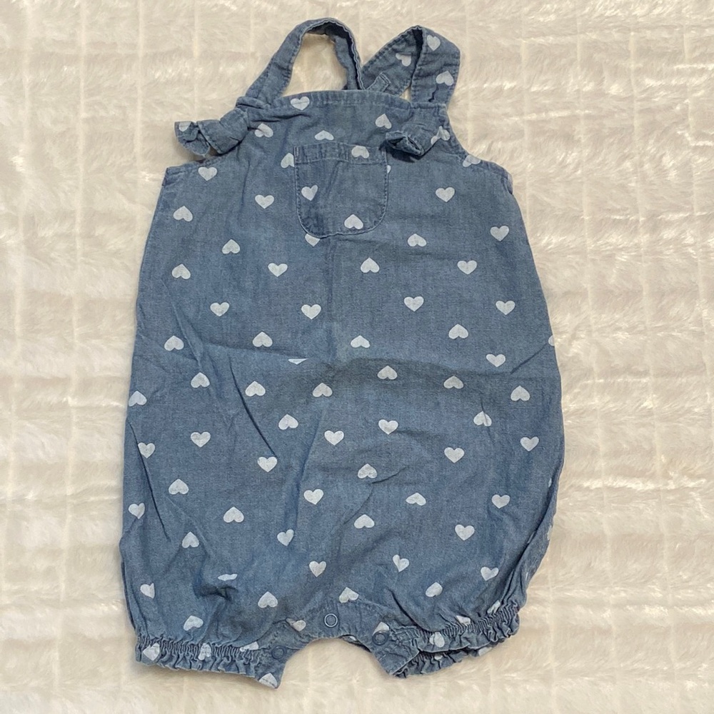 Carter’s Heart Romper Size 18 Months